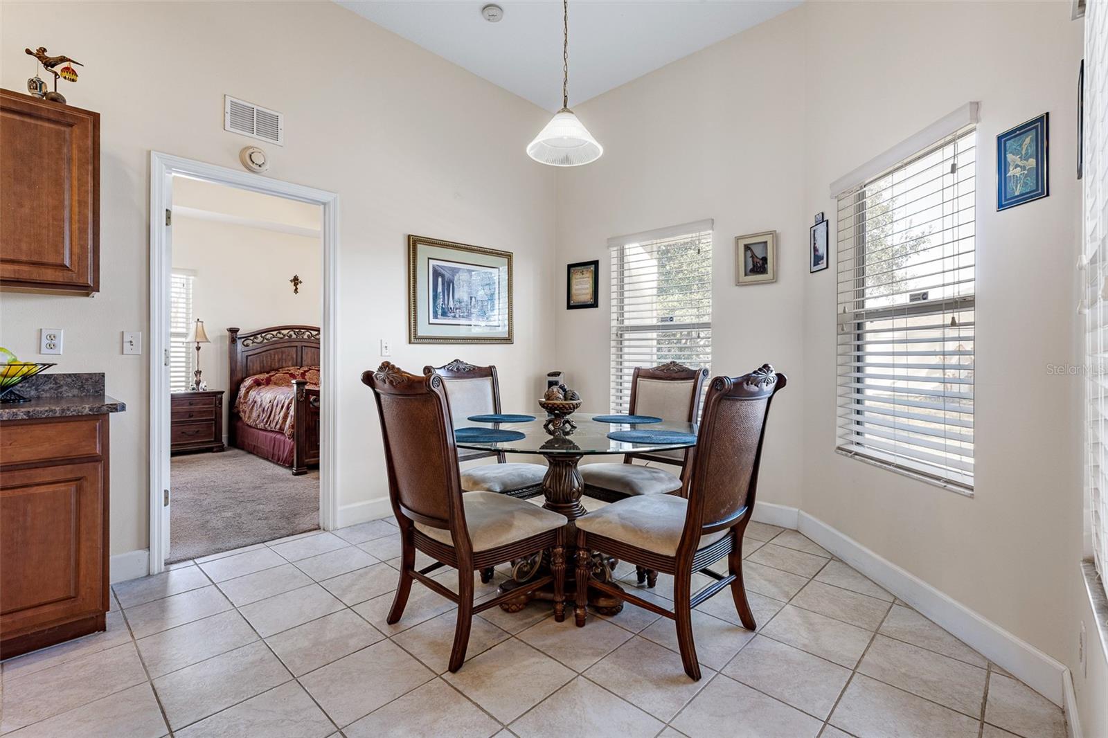 Image 26 of 71 For 19 Russkin Lane