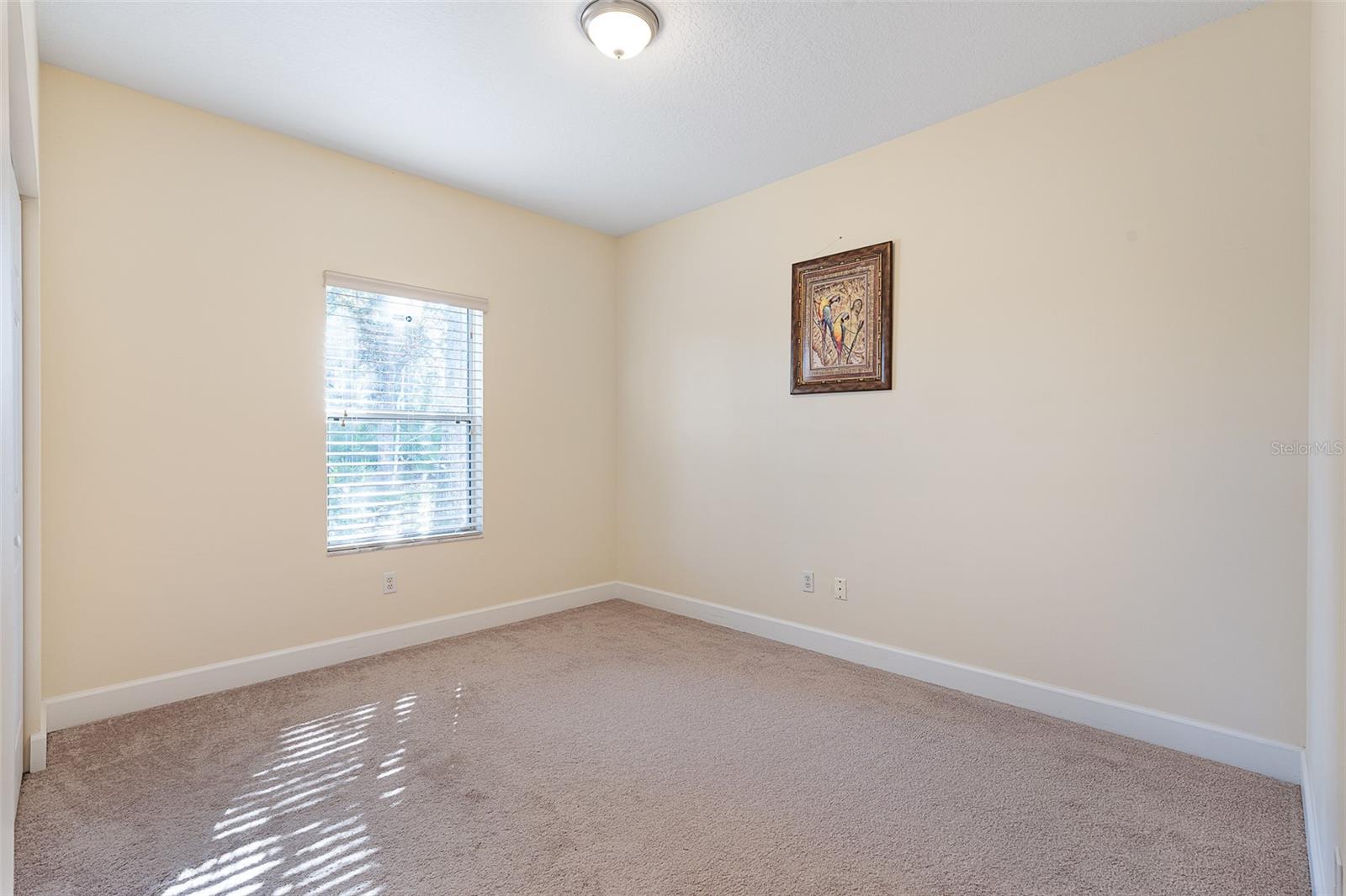 Image 36 of 71 For 19 Russkin Lane