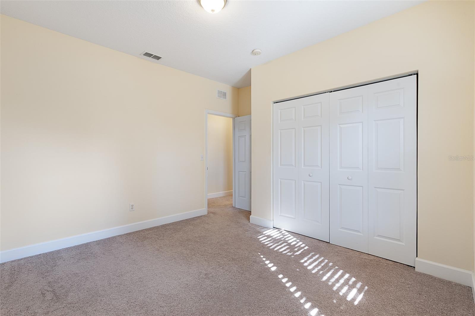 Image 37 of 71 For 19 Russkin Lane