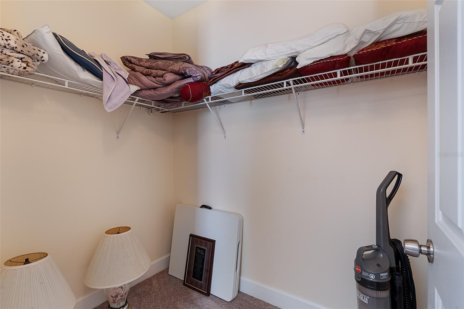 Image 40 of 71 For 19 Russkin Lane