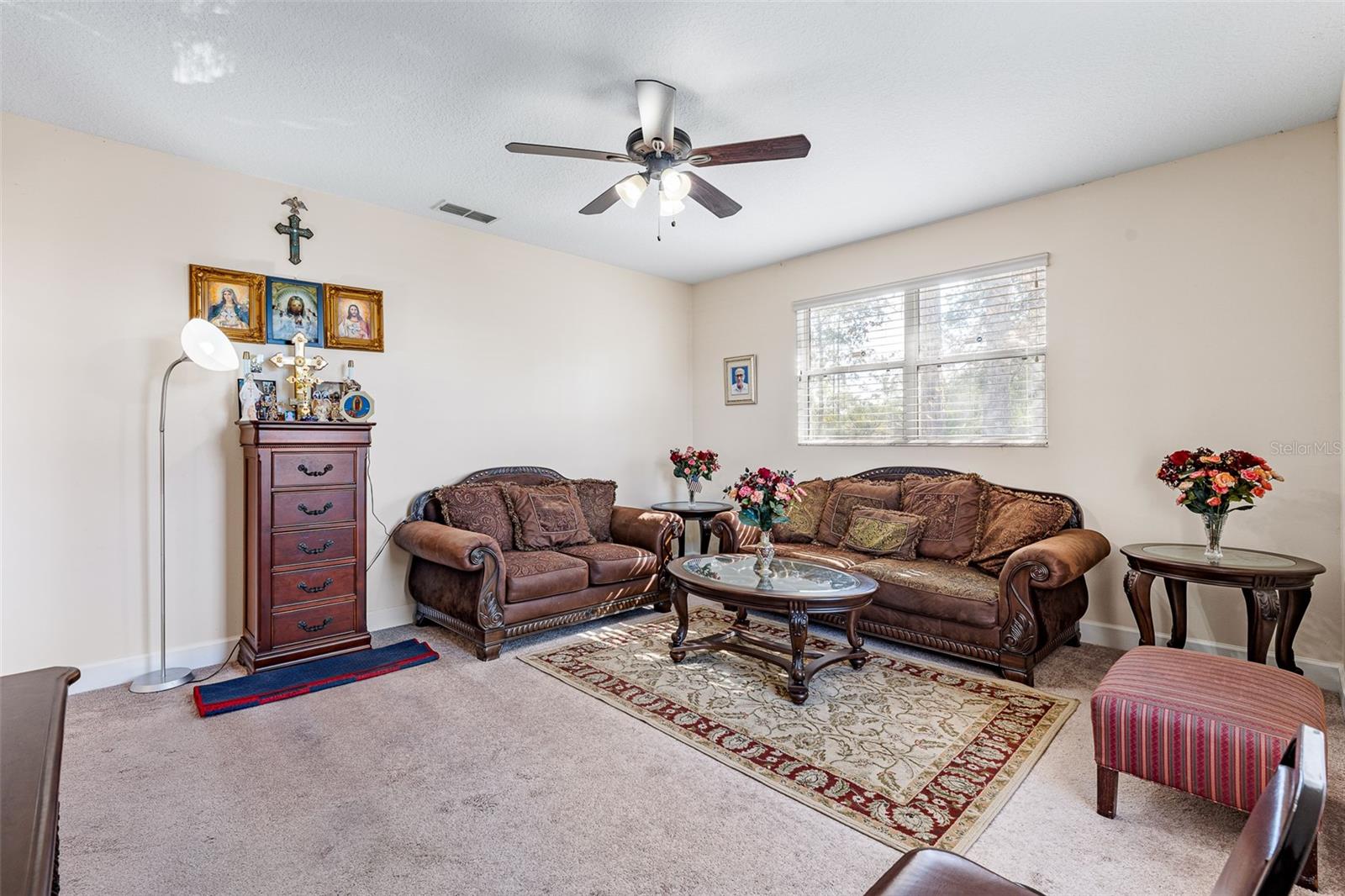 Image 8 of 71 For 19 Russkin Lane