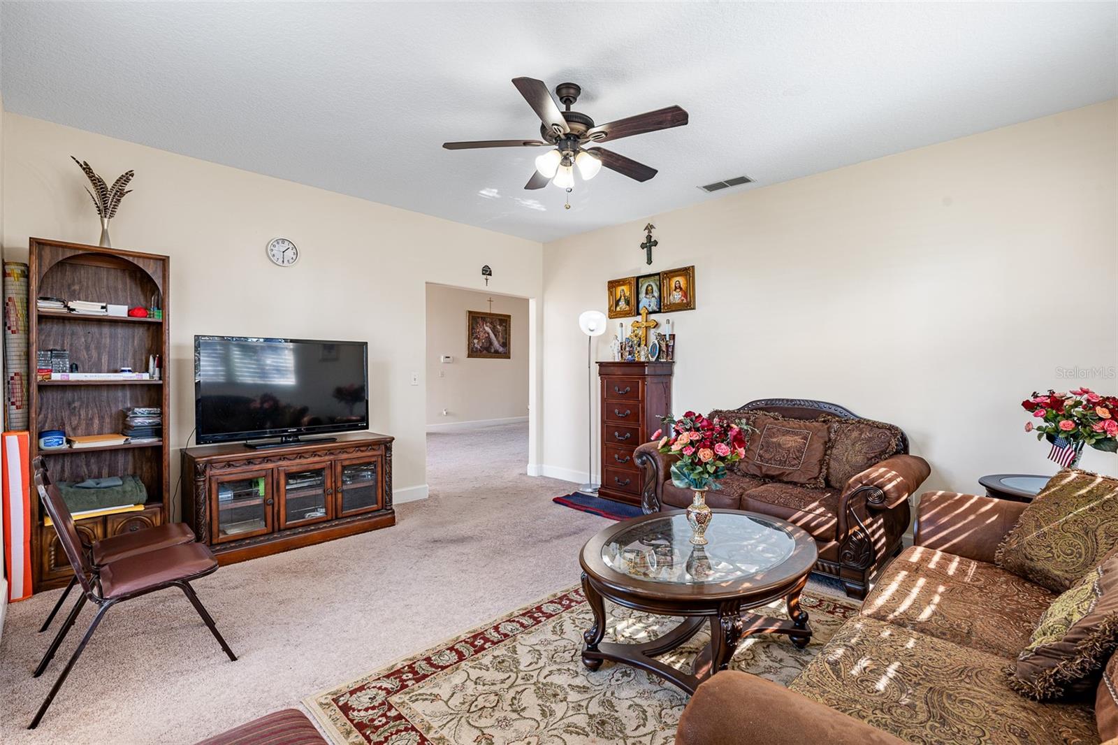 Image 9 of 71 For 19 Russkin Lane