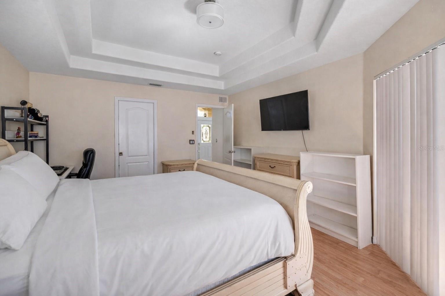 Image 16 of 27 For 33 Red Clover Lane