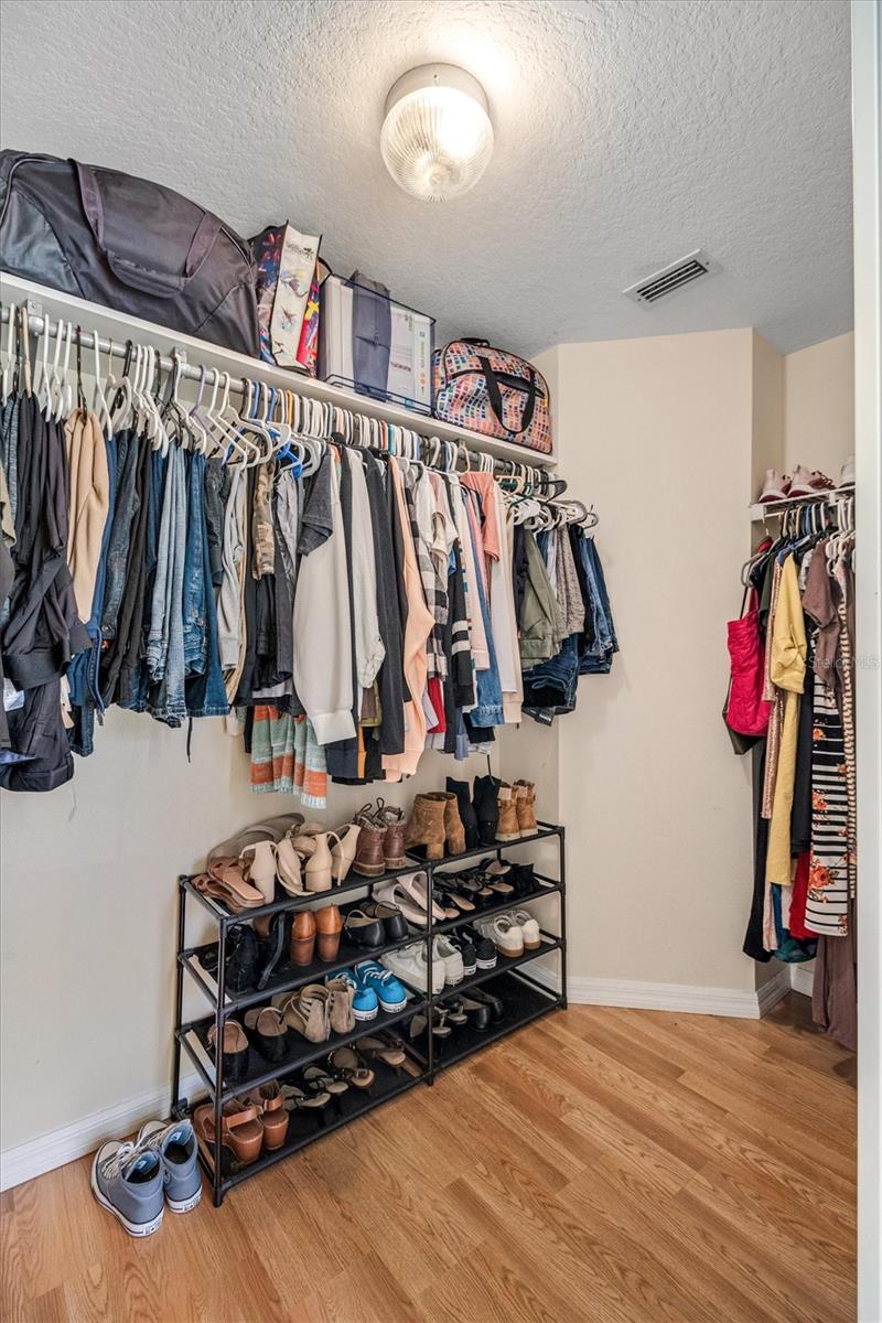 Image 20 of 27 For 33 Red Clover Lane