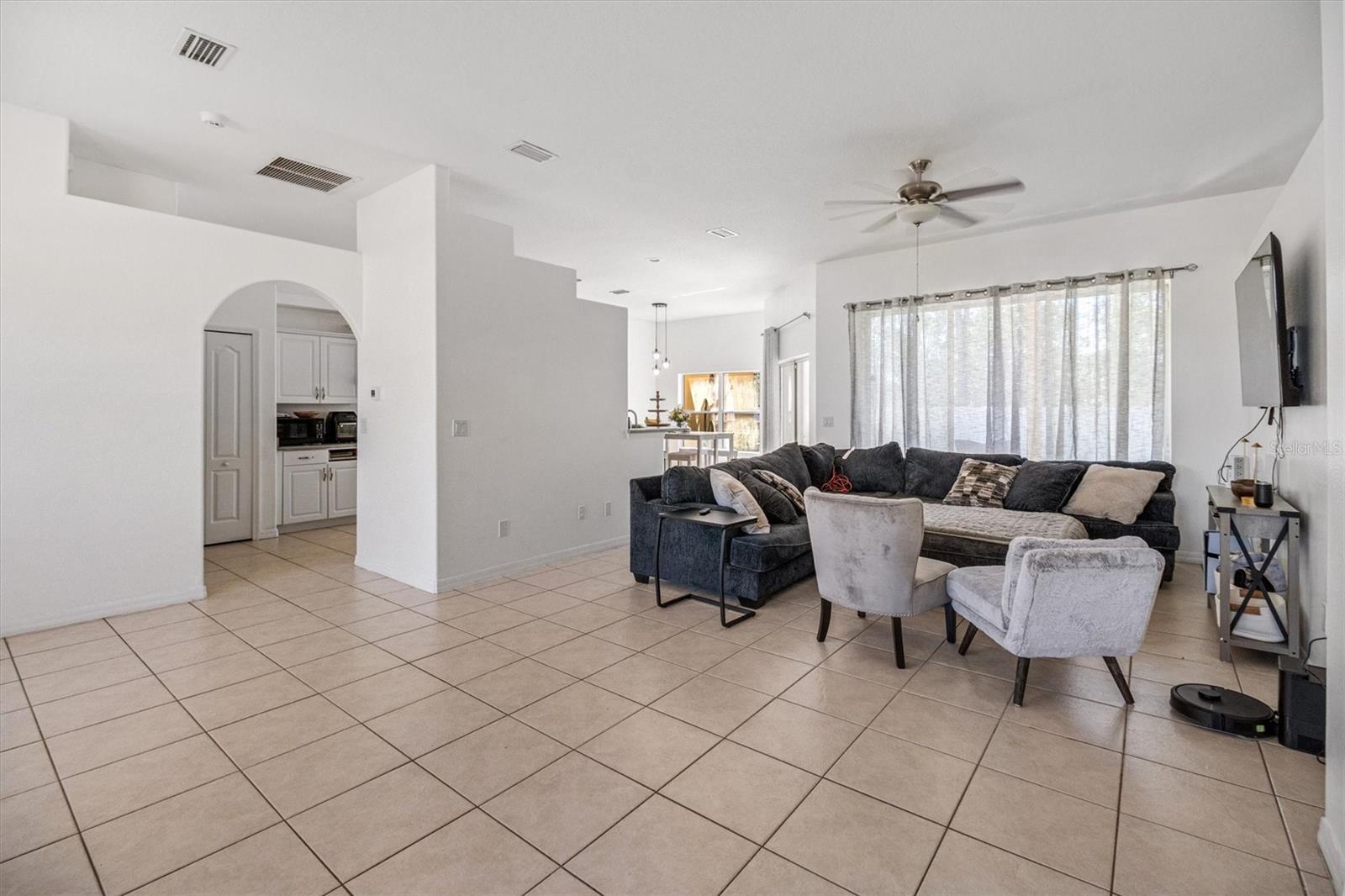 Image 8 of 27 For 33 Red Clover Lane