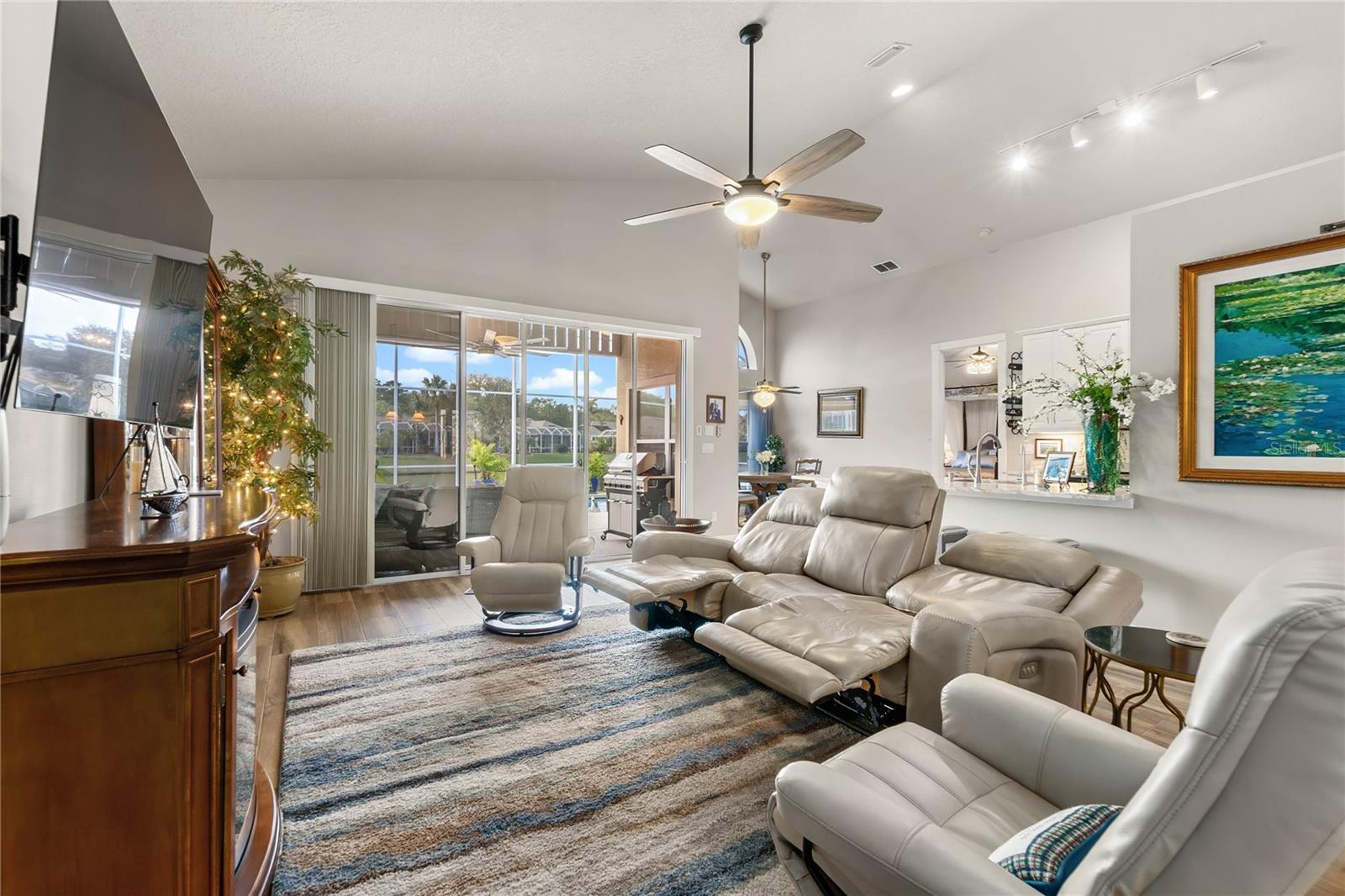 Image 4 of 17 For 1234 Crown Pointe Lane