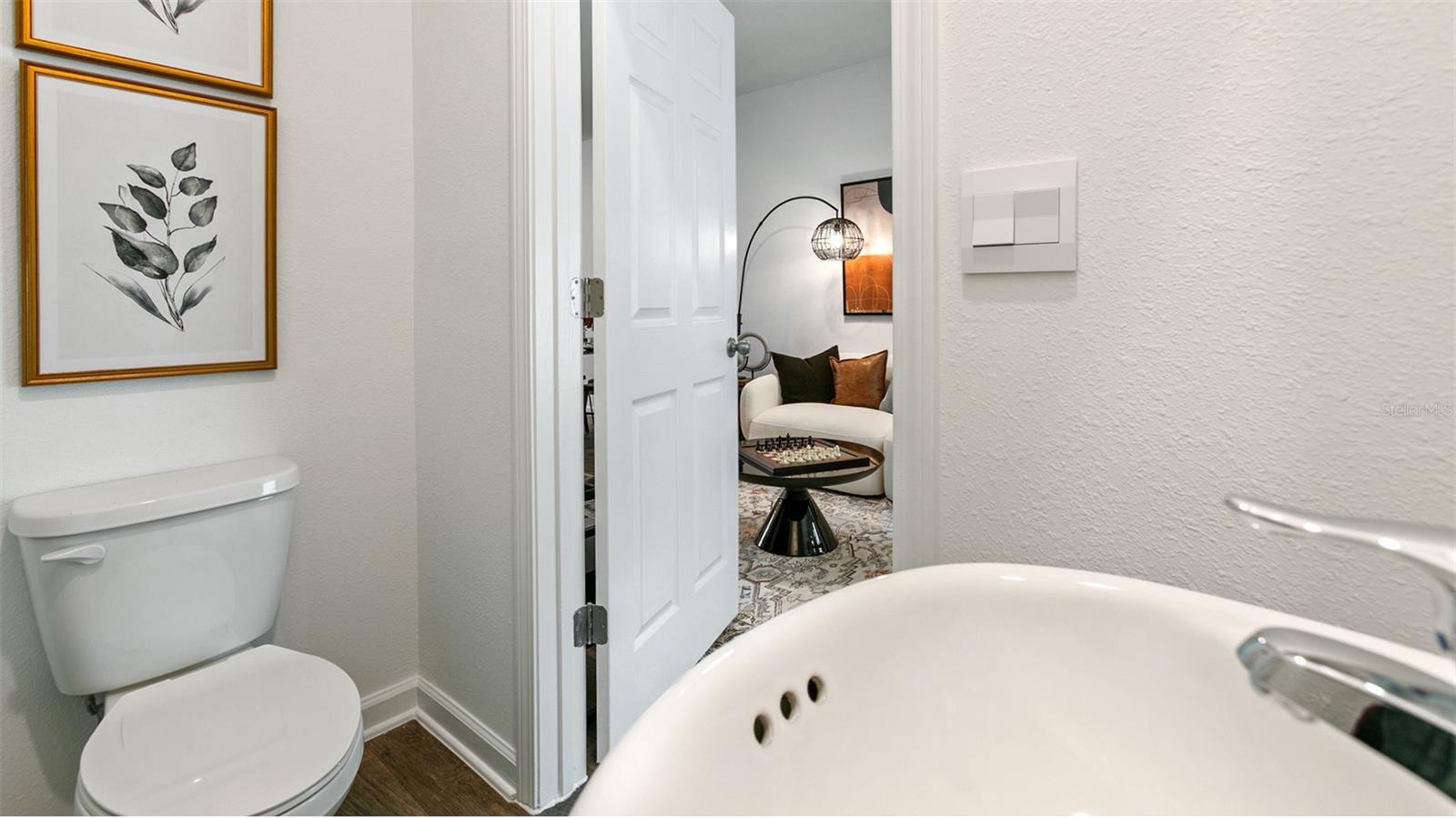 Image 11 of 43 For 71 Montellano Road