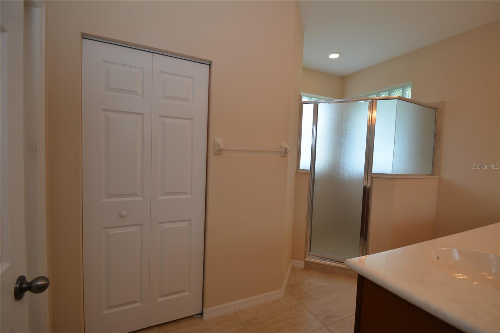 Image 25 of 47 For 40 Arrowhead Drive