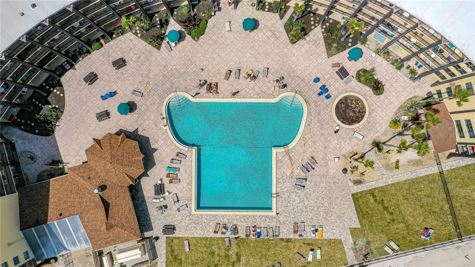 Image 26 of 38 For 2301 Atlantic Avenue 339