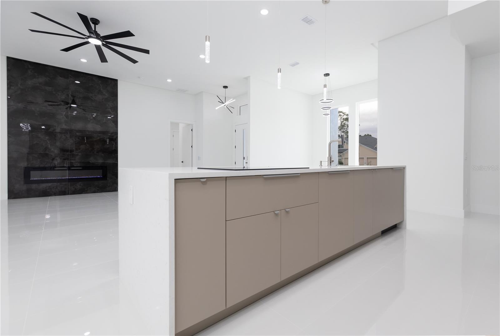 Image 12 of 38 For 13 Edith Lane