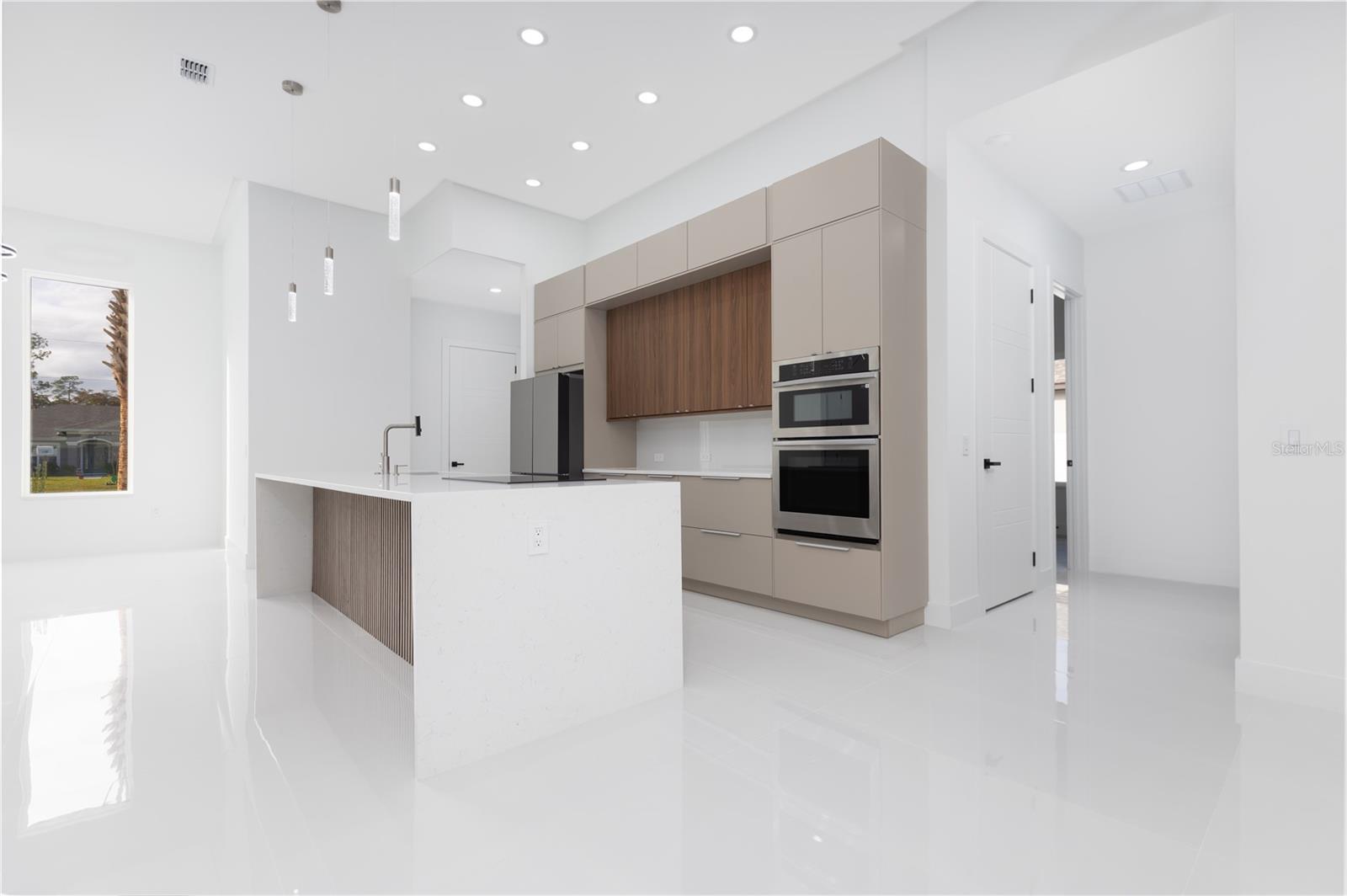 Image 15 of 38 For 13 Edith Lane