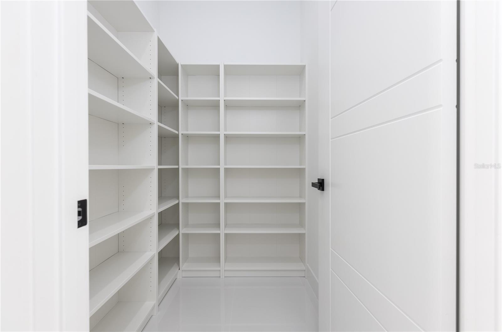 Image 17 of 38 For 13 Edith Lane