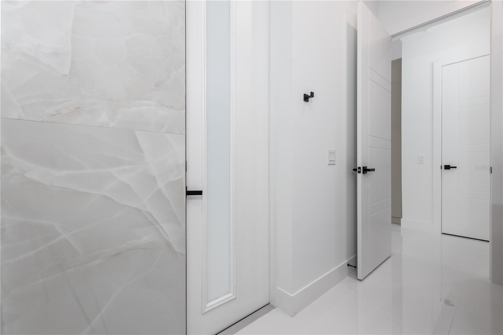 Image 34 of 38 For 13 Edith Lane