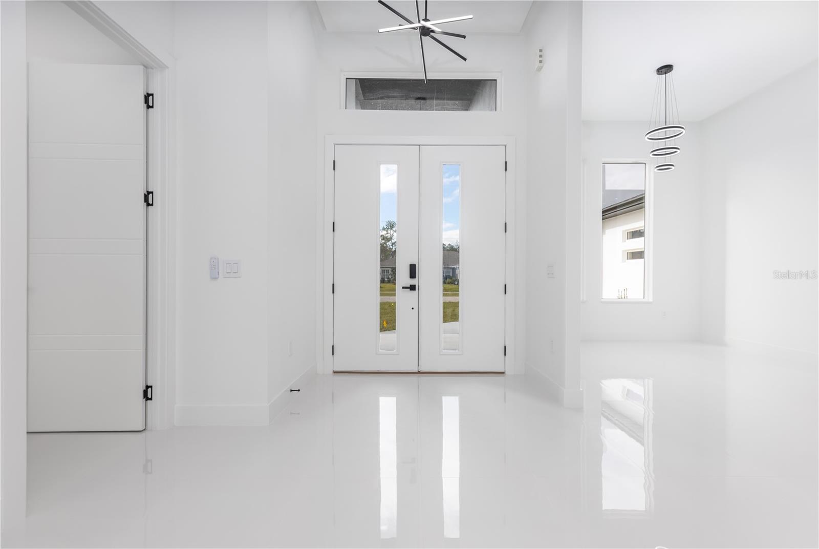 Image 7 of 38 For 13 Edith Lane