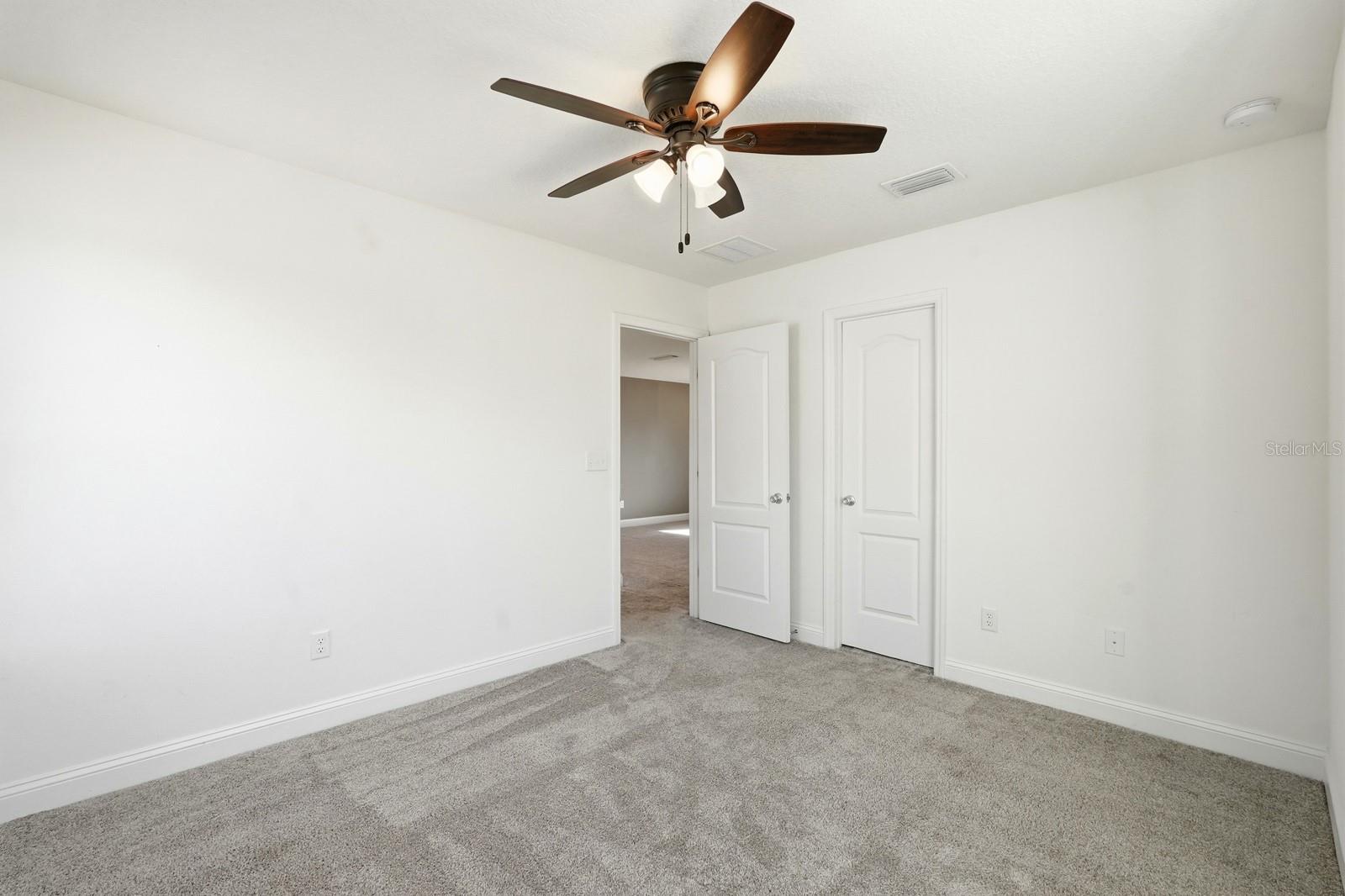 Image 34 of 55 For 216 Santorini Court