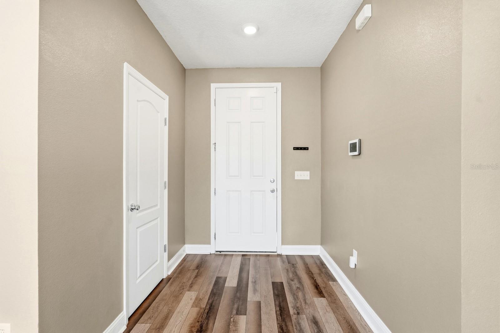 Image 8 of 55 For 216 Santorini Court