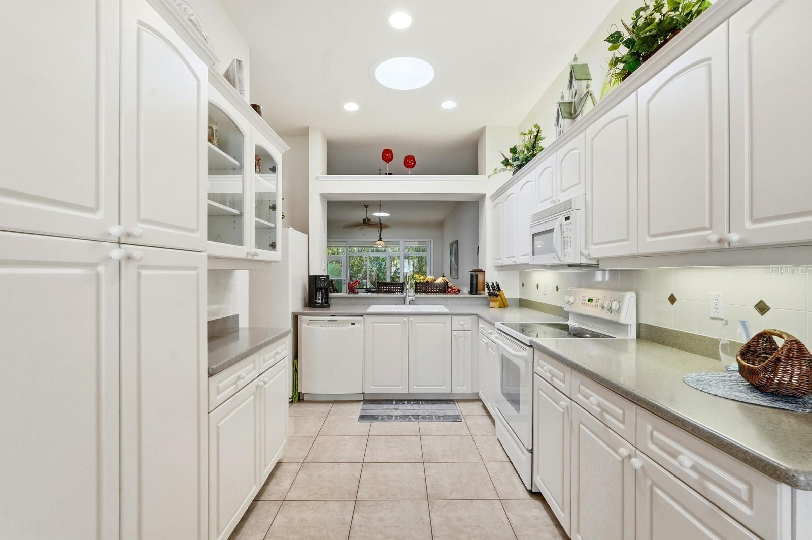 Image 13 of 56 For 3000 Glin Circle