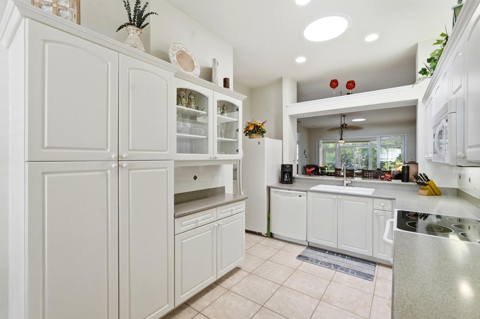 Image 15 of 56 For 3000 Glin Circle