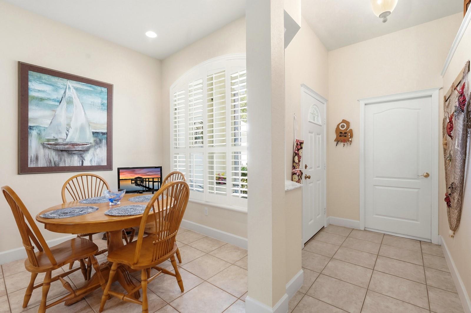 Image 19 of 56 For 3000 Glin Circle