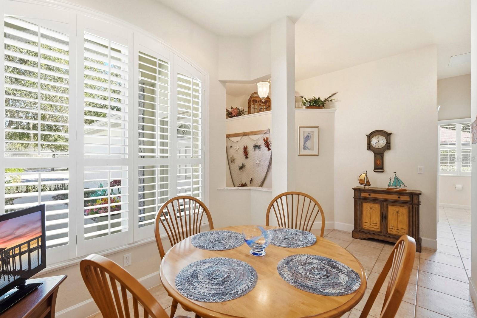 Image 22 of 56 For 3000 Glin Circle