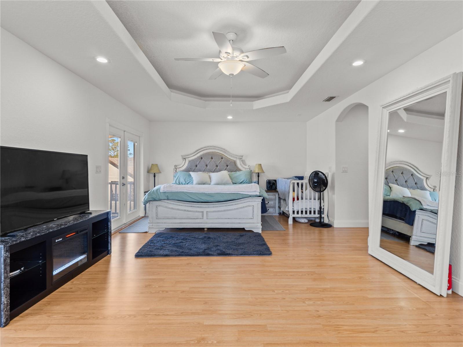 Image 24 of 53 For 14 Whetstone Lane