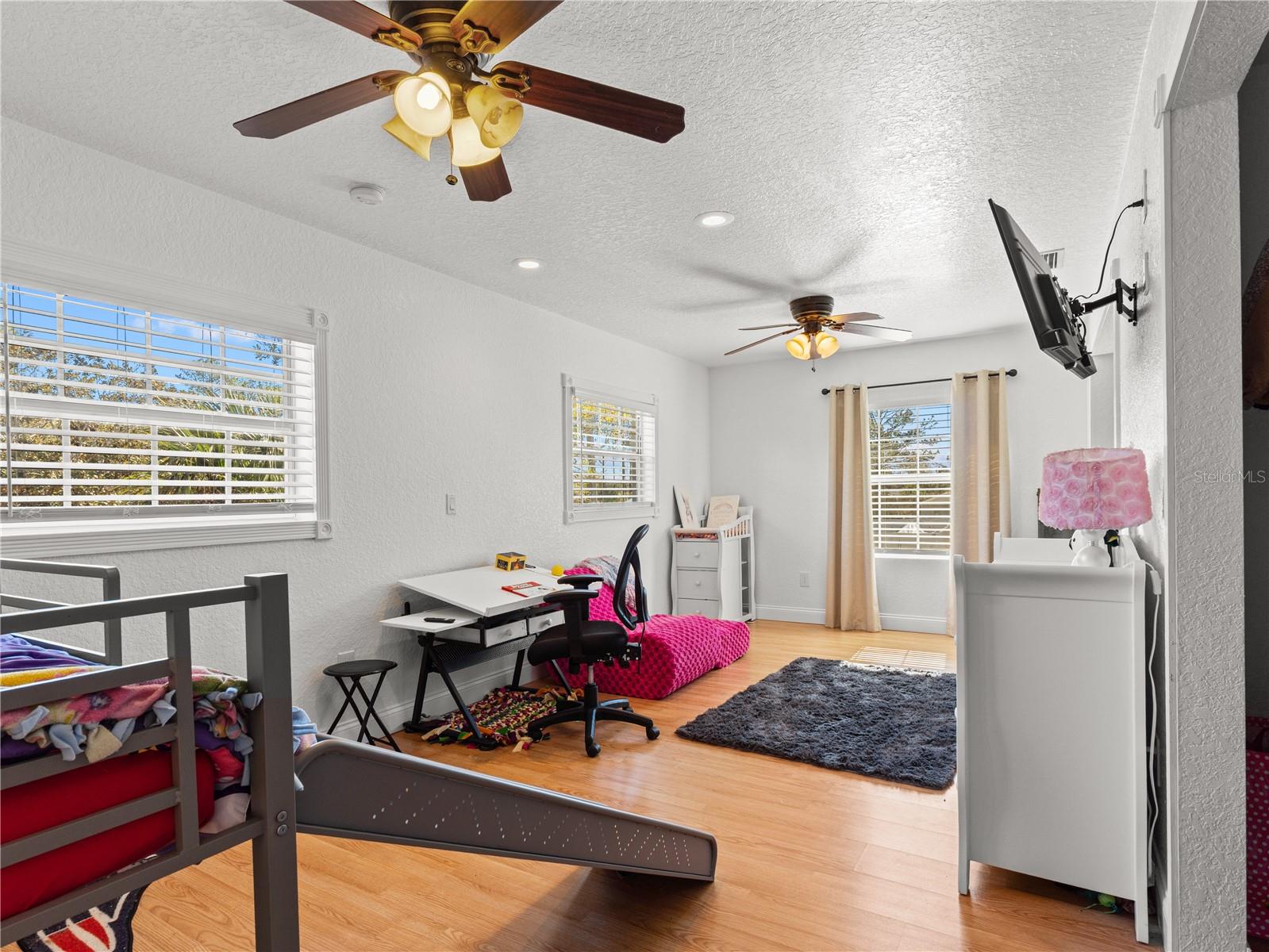 Image 39 of 53 For 14 Whetstone Lane