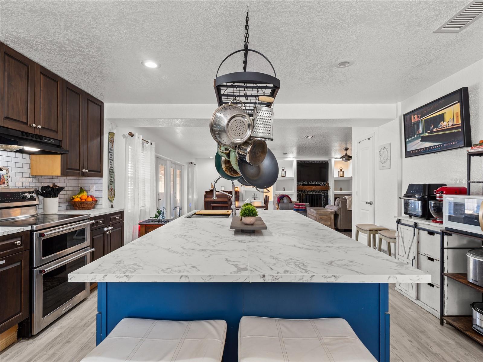 Image 4 of 53 For 14 Whetstone Lane