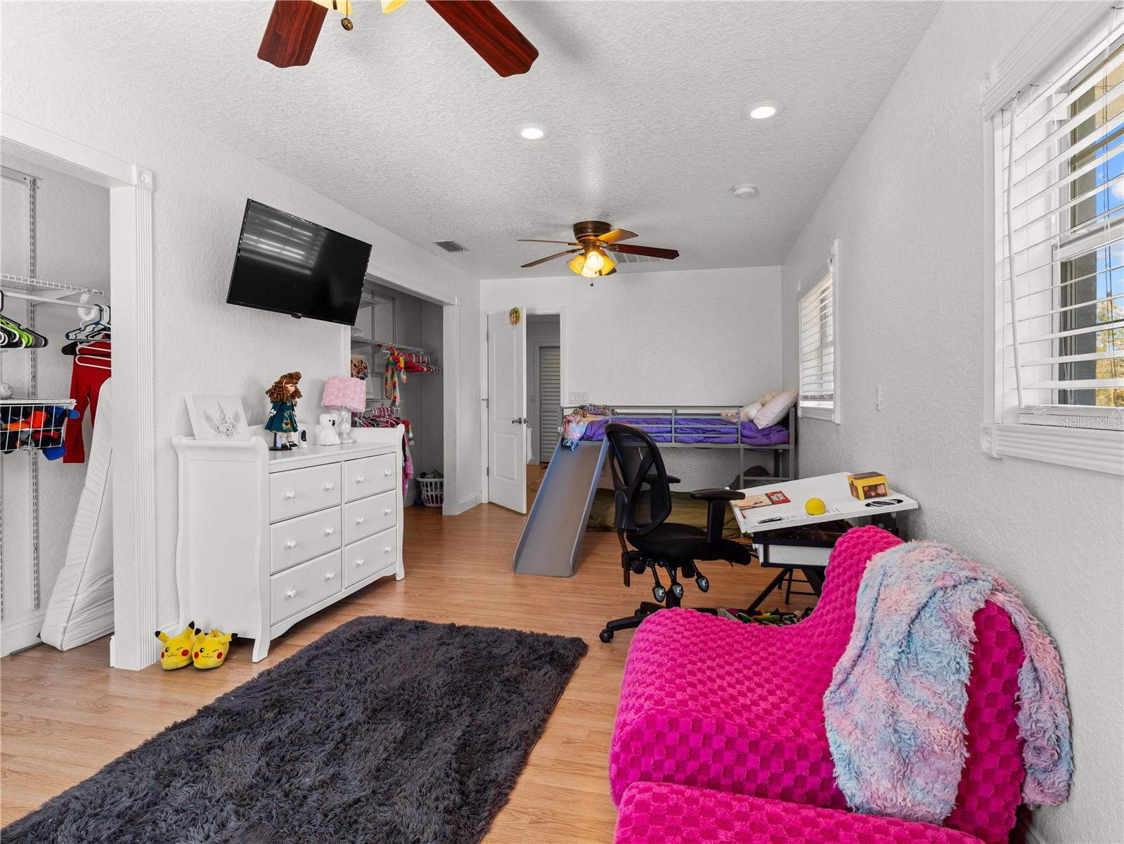 Image 40 of 53 For 14 Whetstone Lane