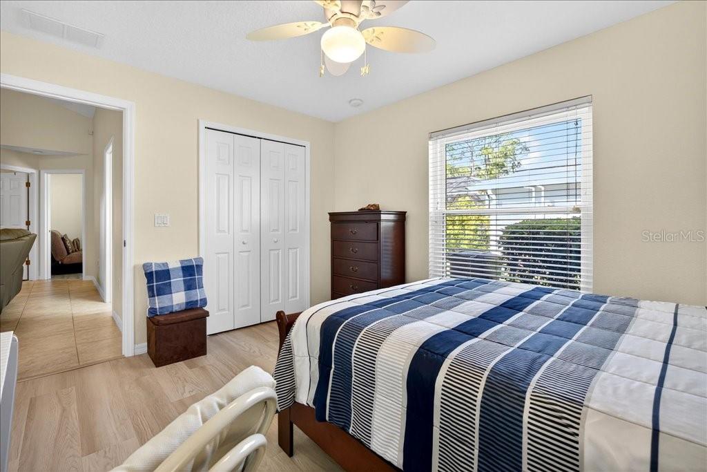 Image 25 of 55 For 42 Russell Drive