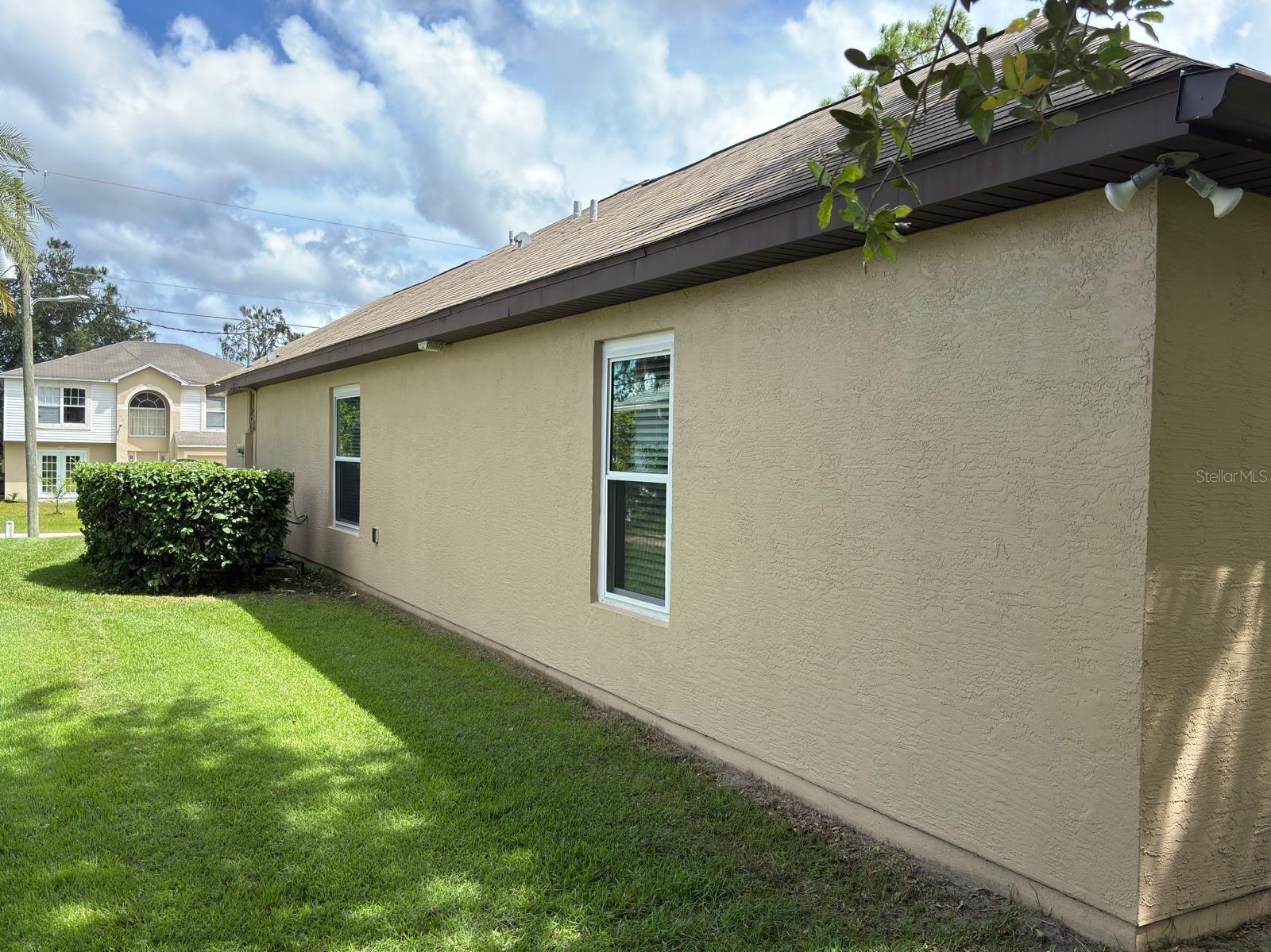 Image 49 of 55 For 42 Russell Drive