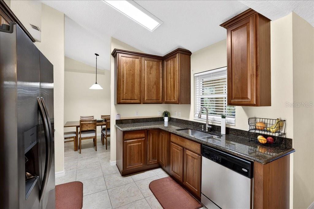 Image 8 of 55 For 42 Russell Drive