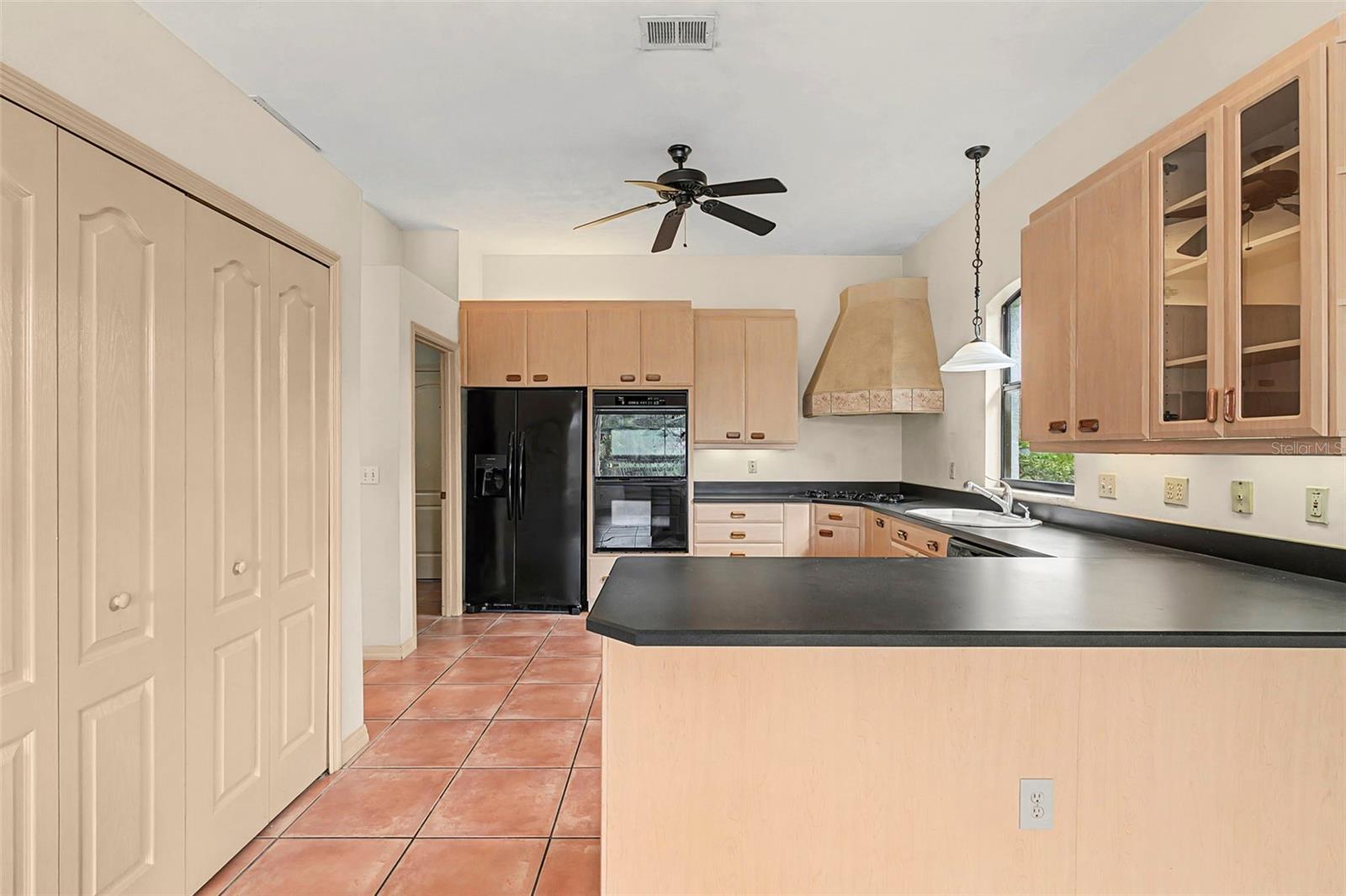 Image 19 of 100 For 6232 Morning Drive