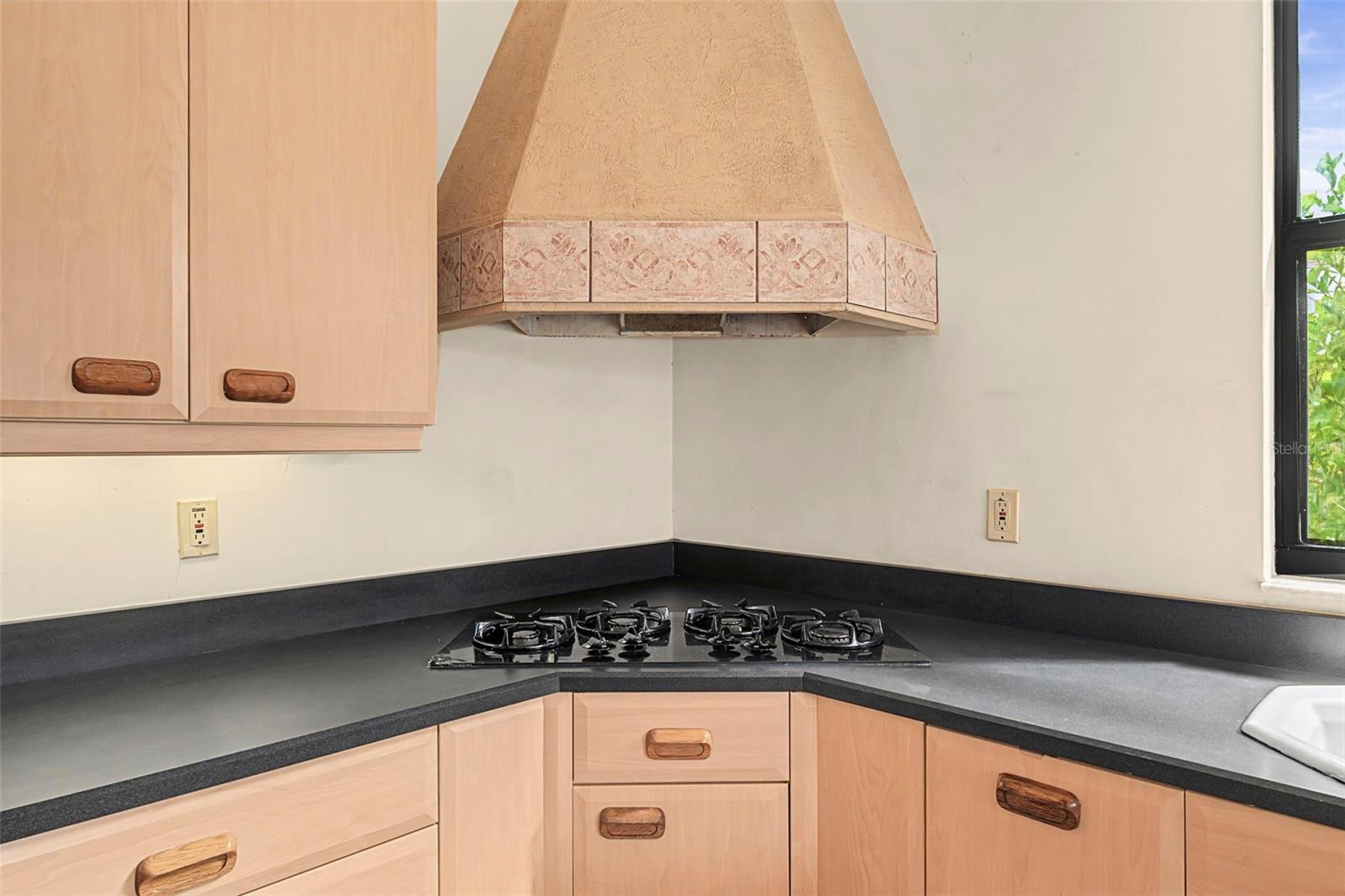 Image 21 of 100 For 6232 Morning Drive