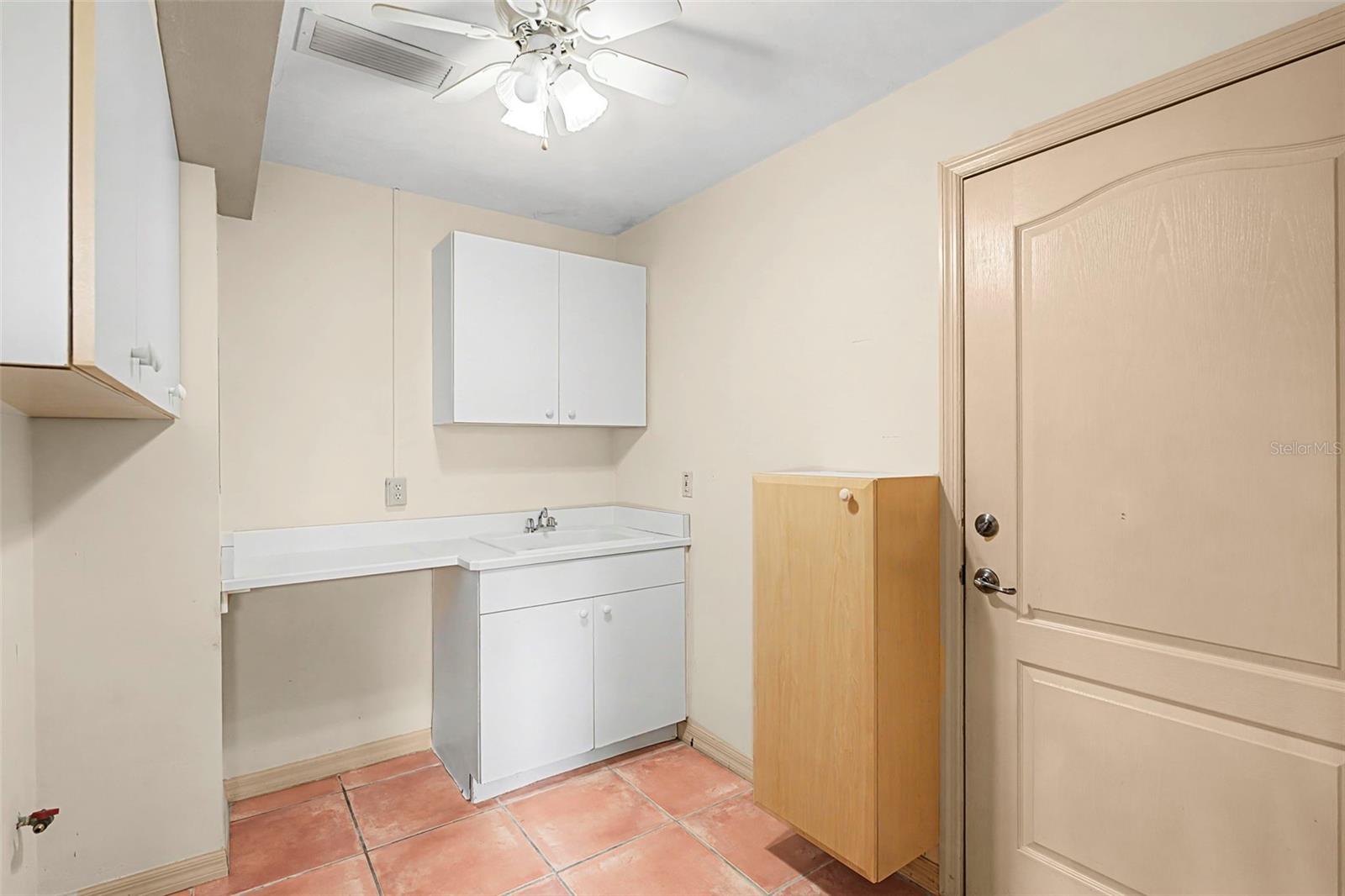 Image 23 of 100 For 6232 Morning Drive