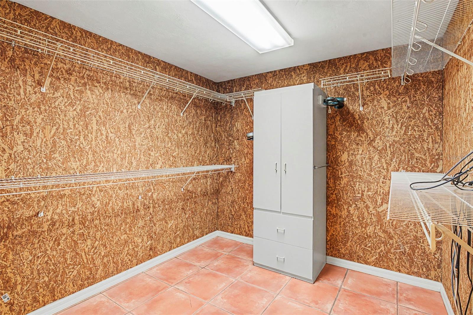 Image 32 of 100 For 6232 Morning Drive