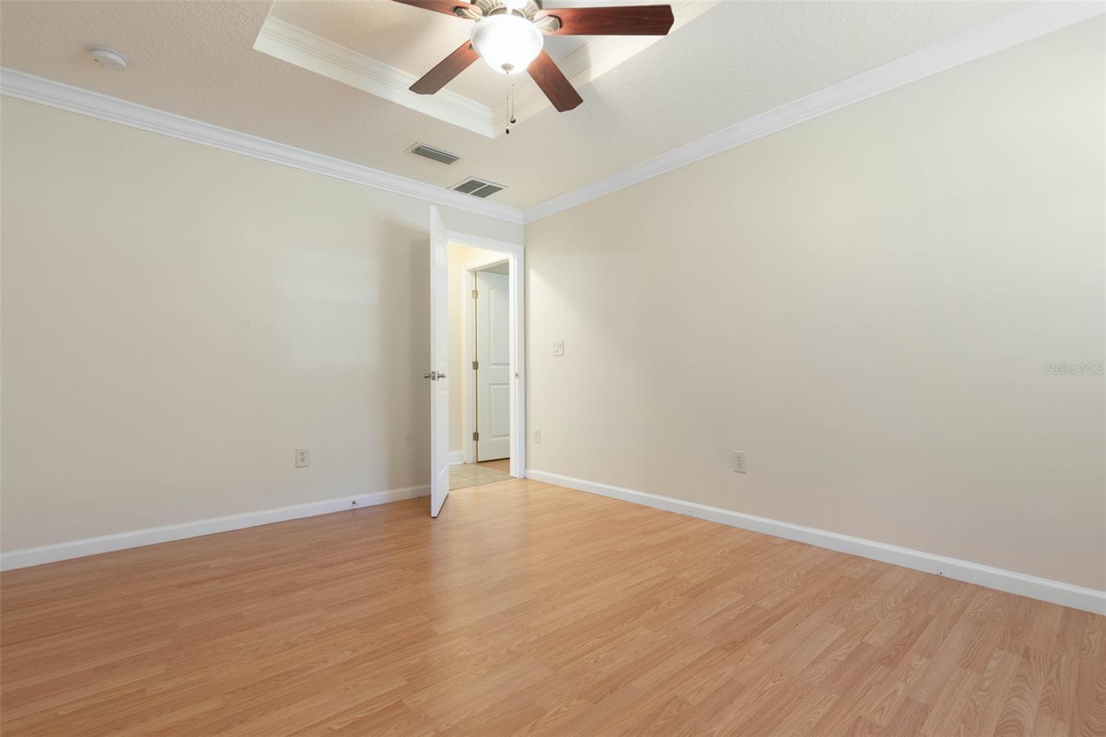 Image 18 of 82 For 8 Cole Place