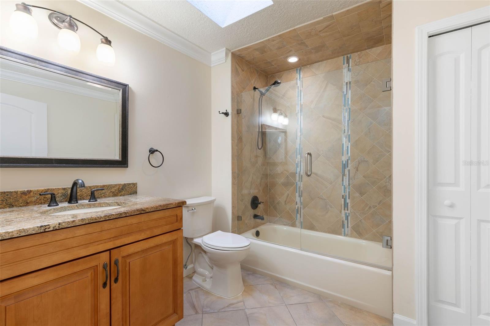 Image 22 of 82 For 8 Cole Place