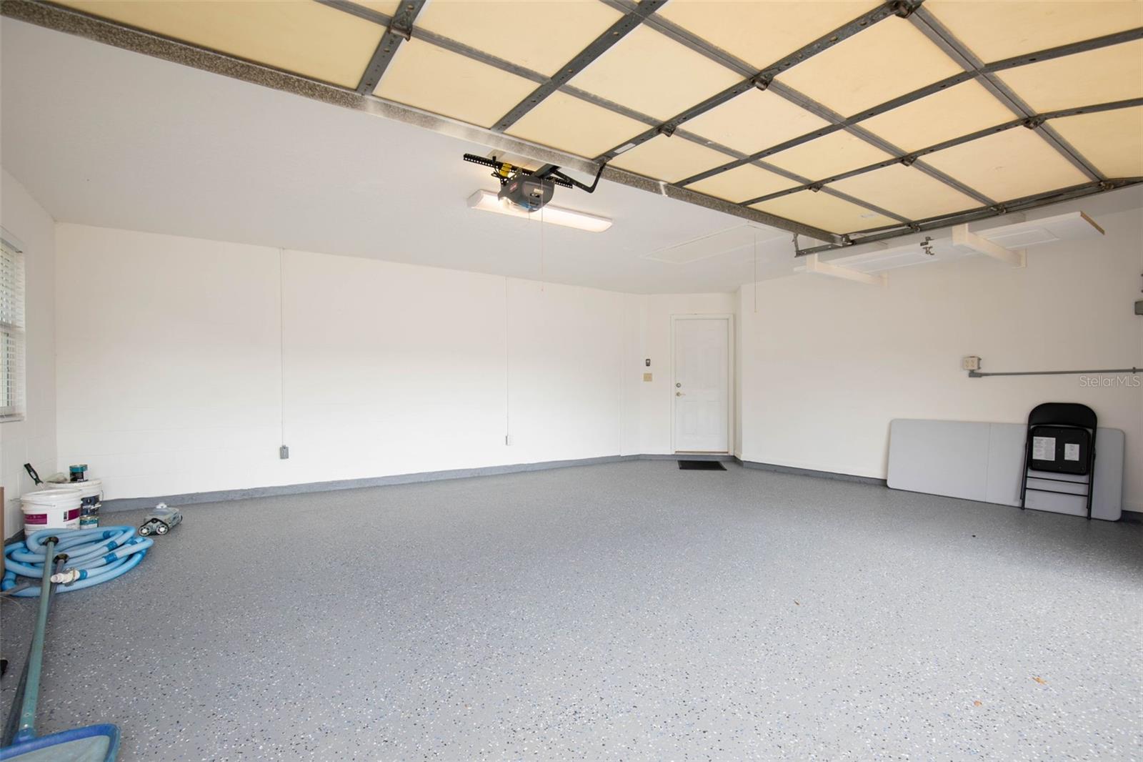 Image 26 of 82 For 8 Cole Place