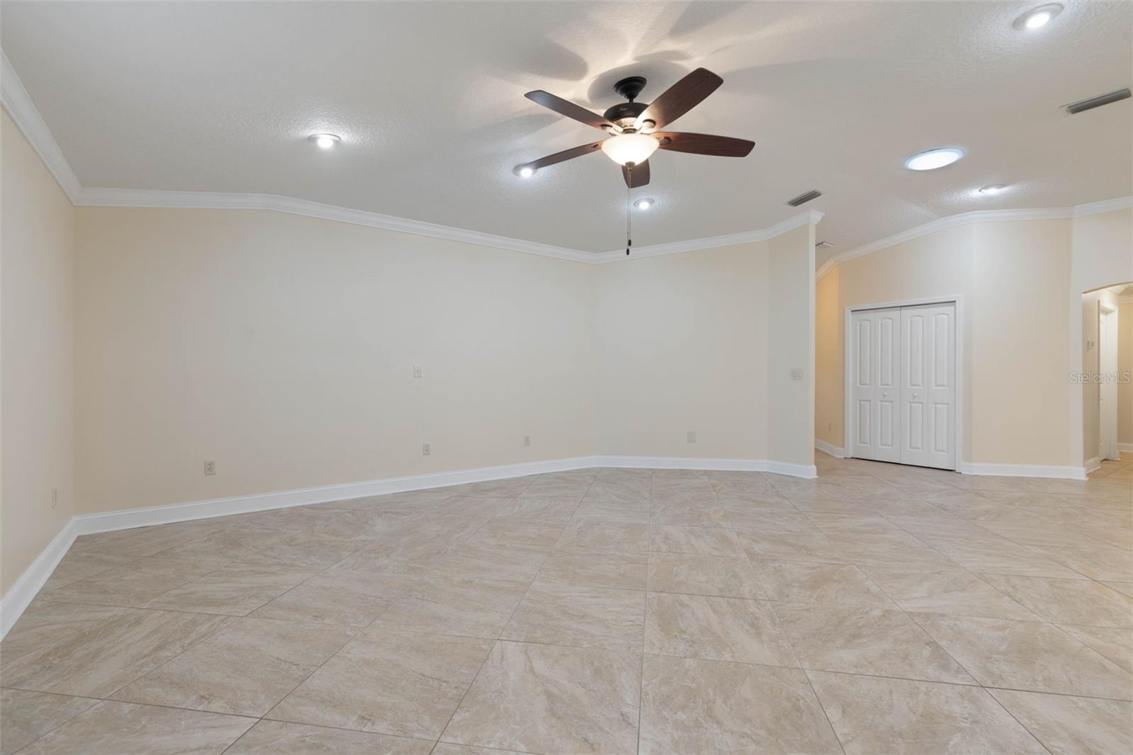 Image 48 of 82 For 8 Cole Place