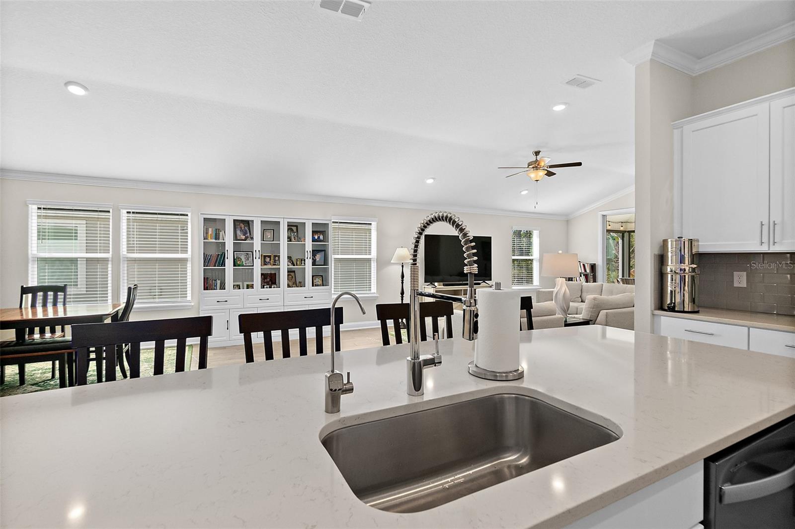 Image 12 of 42 For 597 Narvarez Avenue