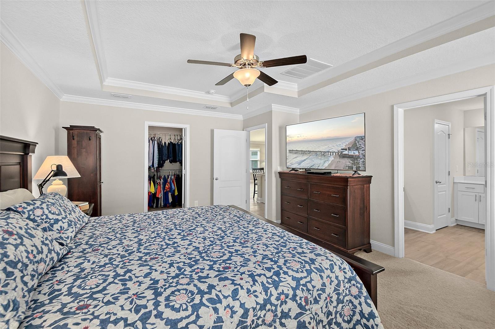 Image 20 of 42 For 597 Narvarez Avenue