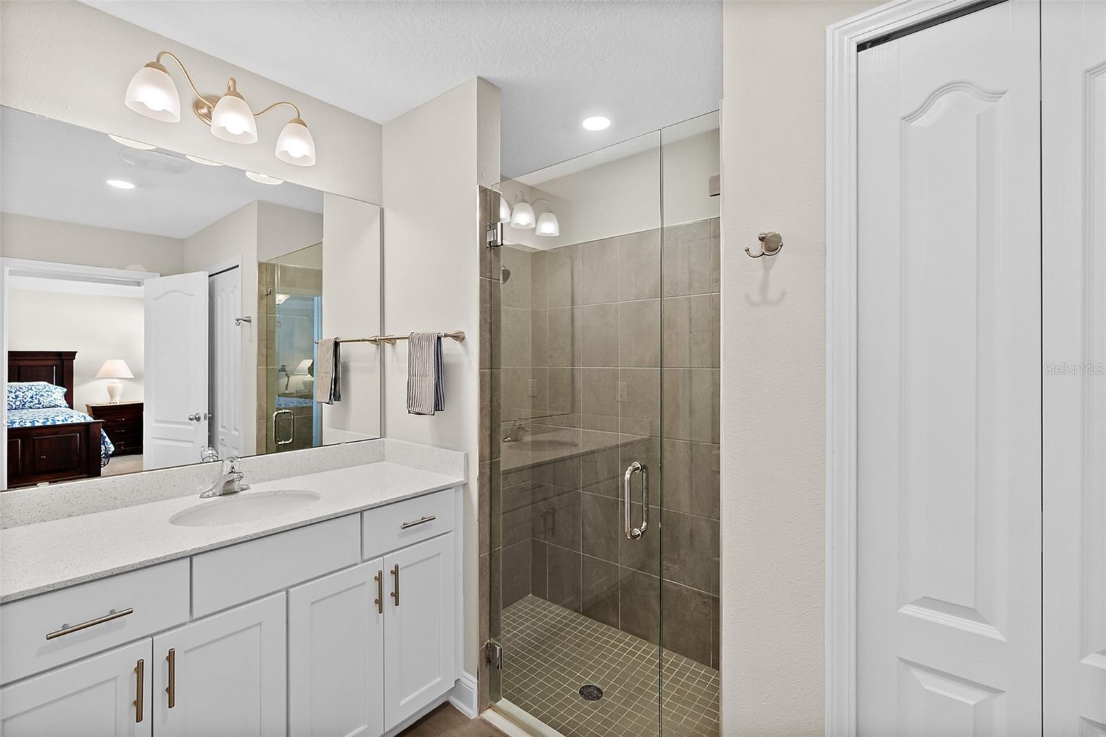 Image 22 of 42 For 597 Narvarez Avenue