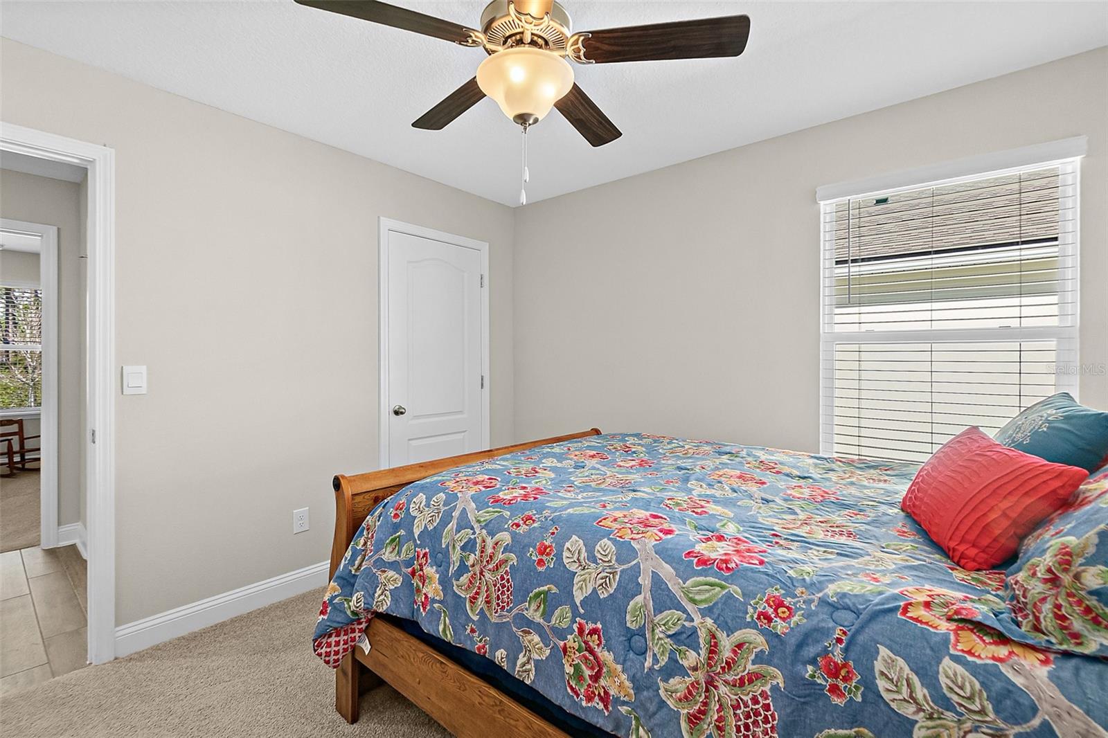 Image 29 of 42 For 597 Narvarez Avenue