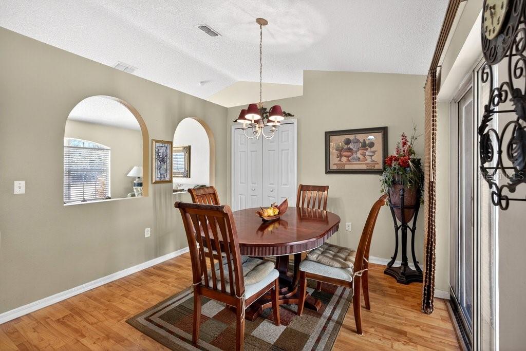 Image 11 of 34 For 51 Longfellow Drive