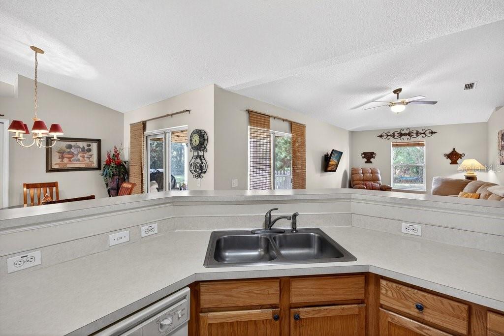 Image 15 of 34 For 51 Longfellow Drive