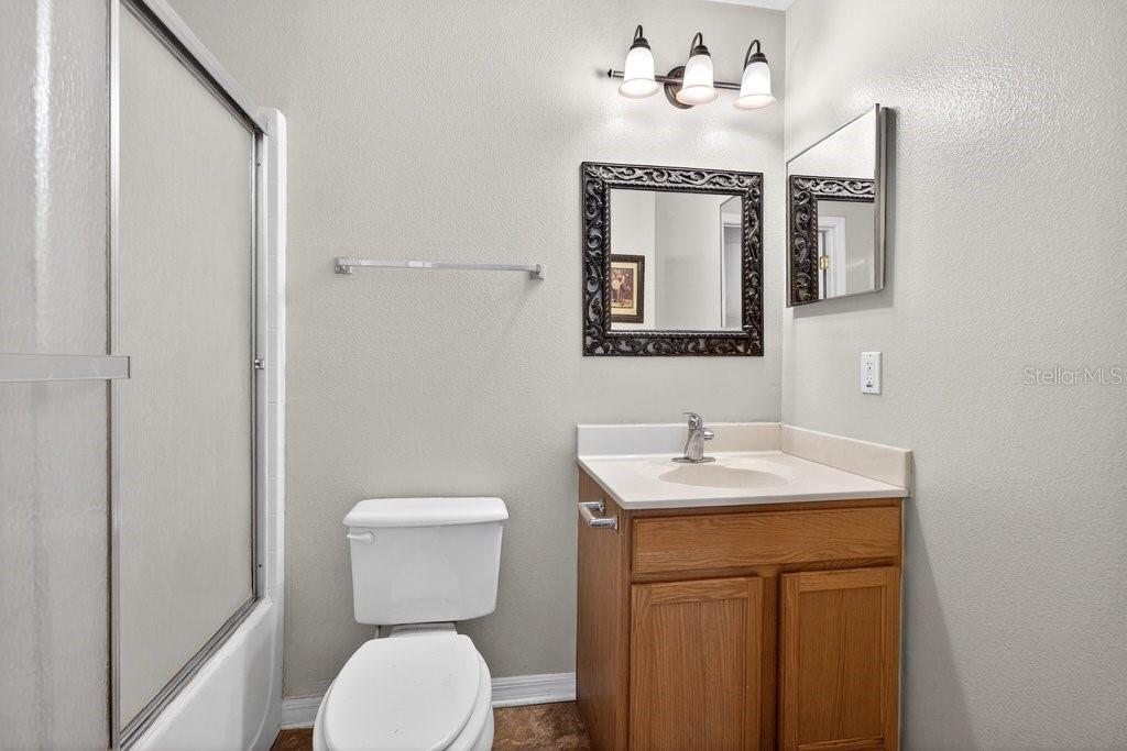 Image 23 of 34 For 51 Longfellow Drive