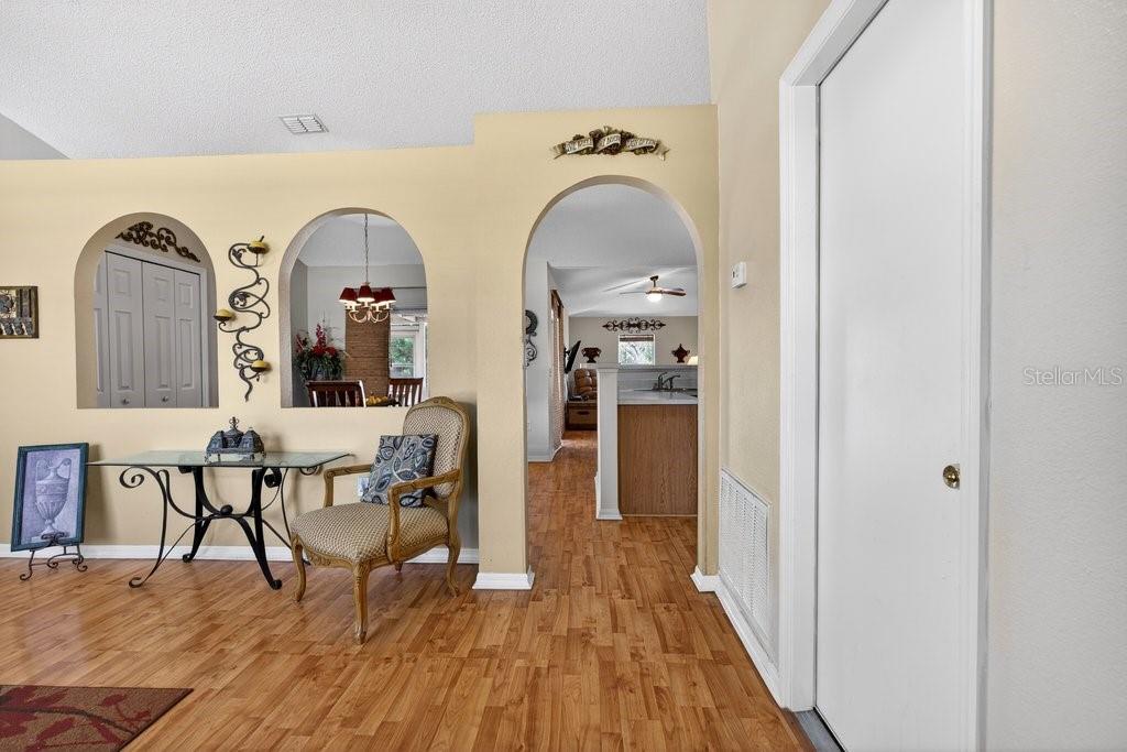 Image 7 of 34 For 51 Longfellow Drive