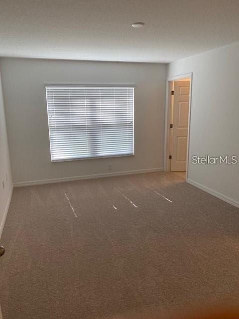 Image 6 of 8 For 10 Rainstone Lane ?