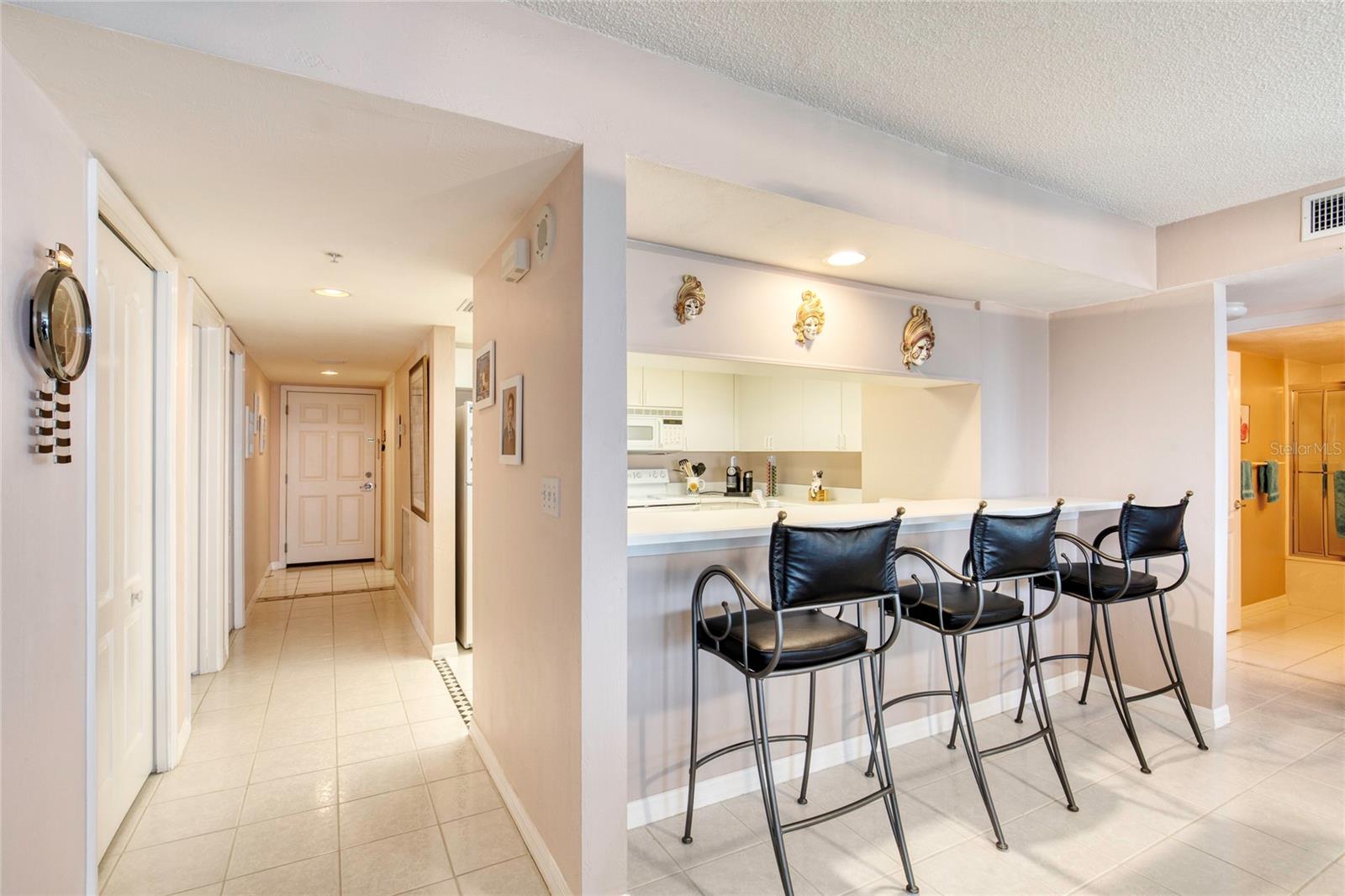 Image 14 of 81 For 2937 Atlantic Avenue 2001