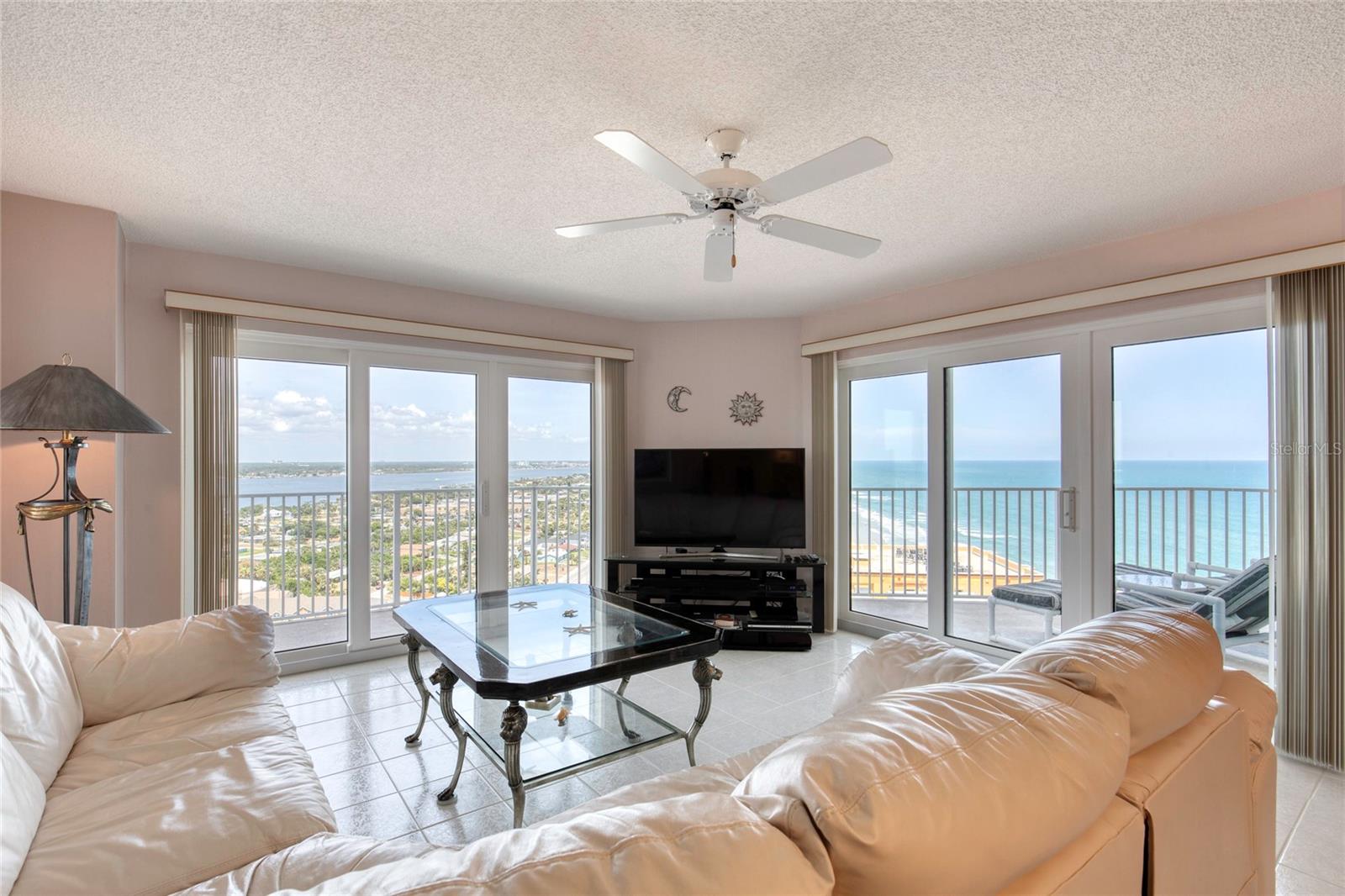 Image 18 of 81 For 2937 Atlantic Avenue 2001